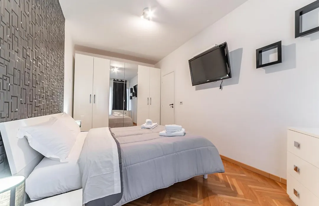 Desire Flat - Vatican City - Metro Cipro And Wifi-1